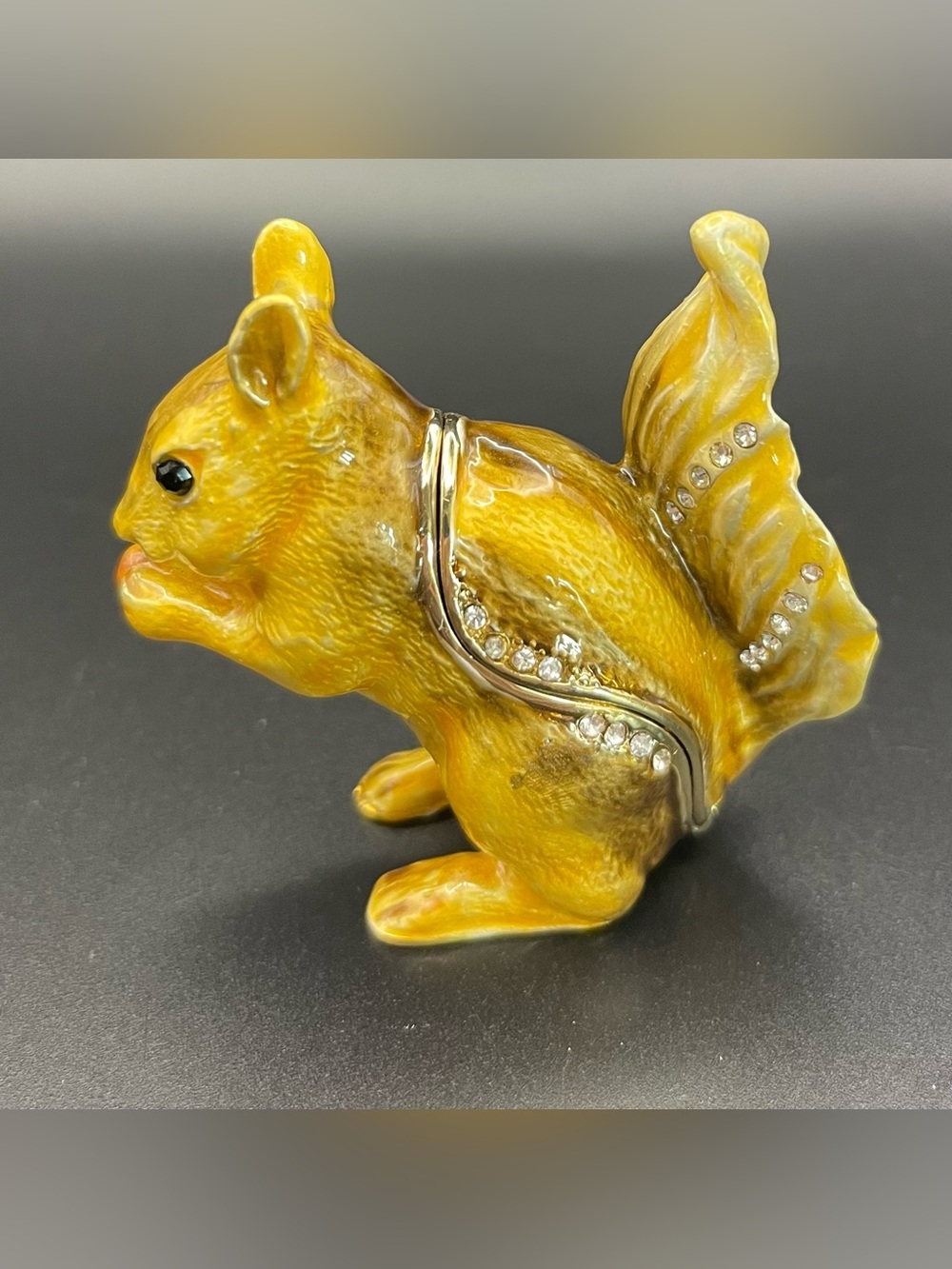 NWT vintage bejeweled squirrel hinged trinket box with crystals